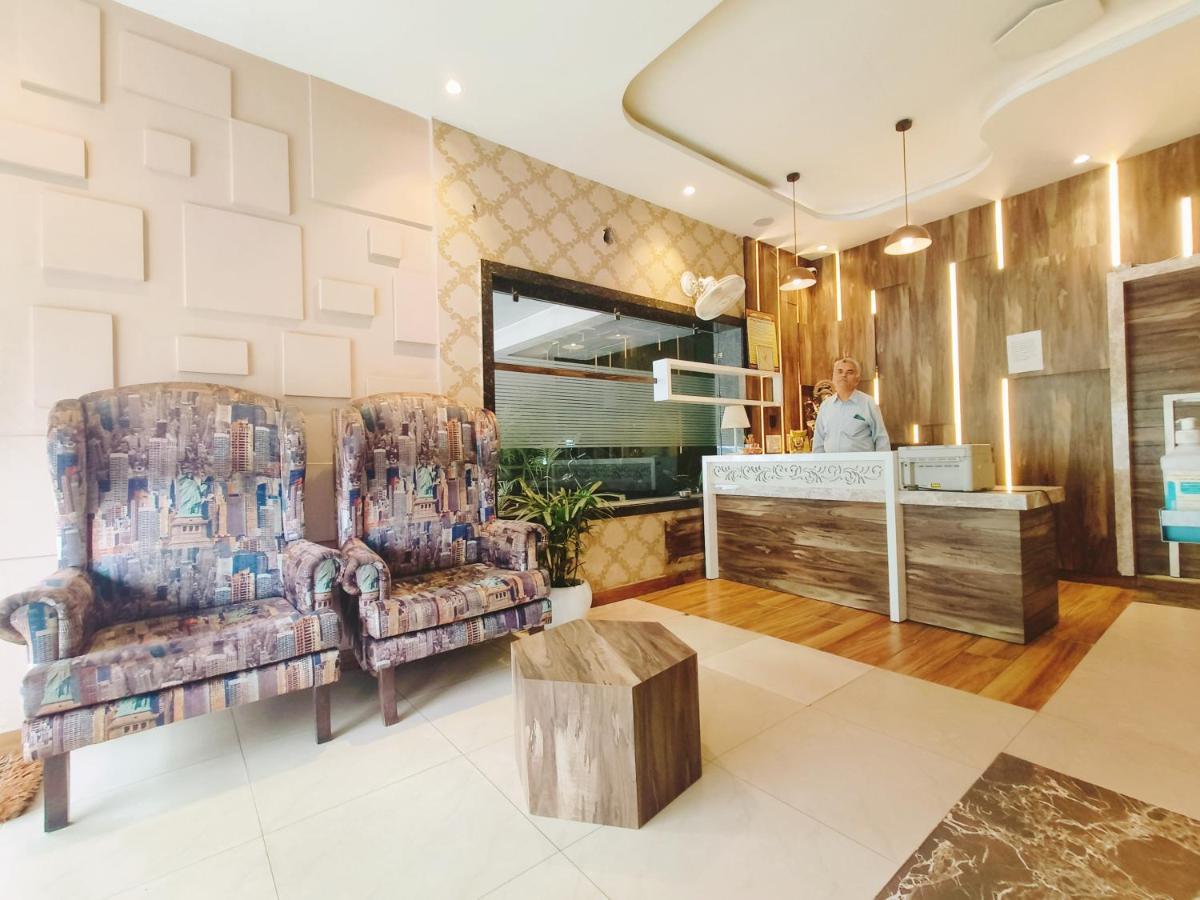 Hotel Ricky International Amritsar Exterior photo