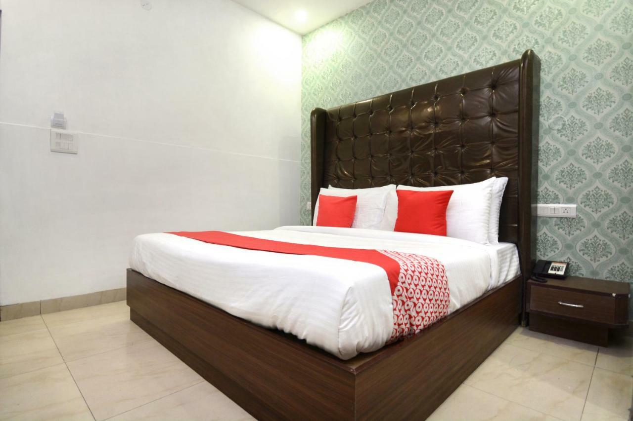 Hotel Ricky International Amritsar Exterior photo